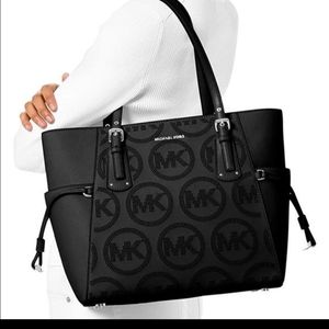 Black mk voyager tote